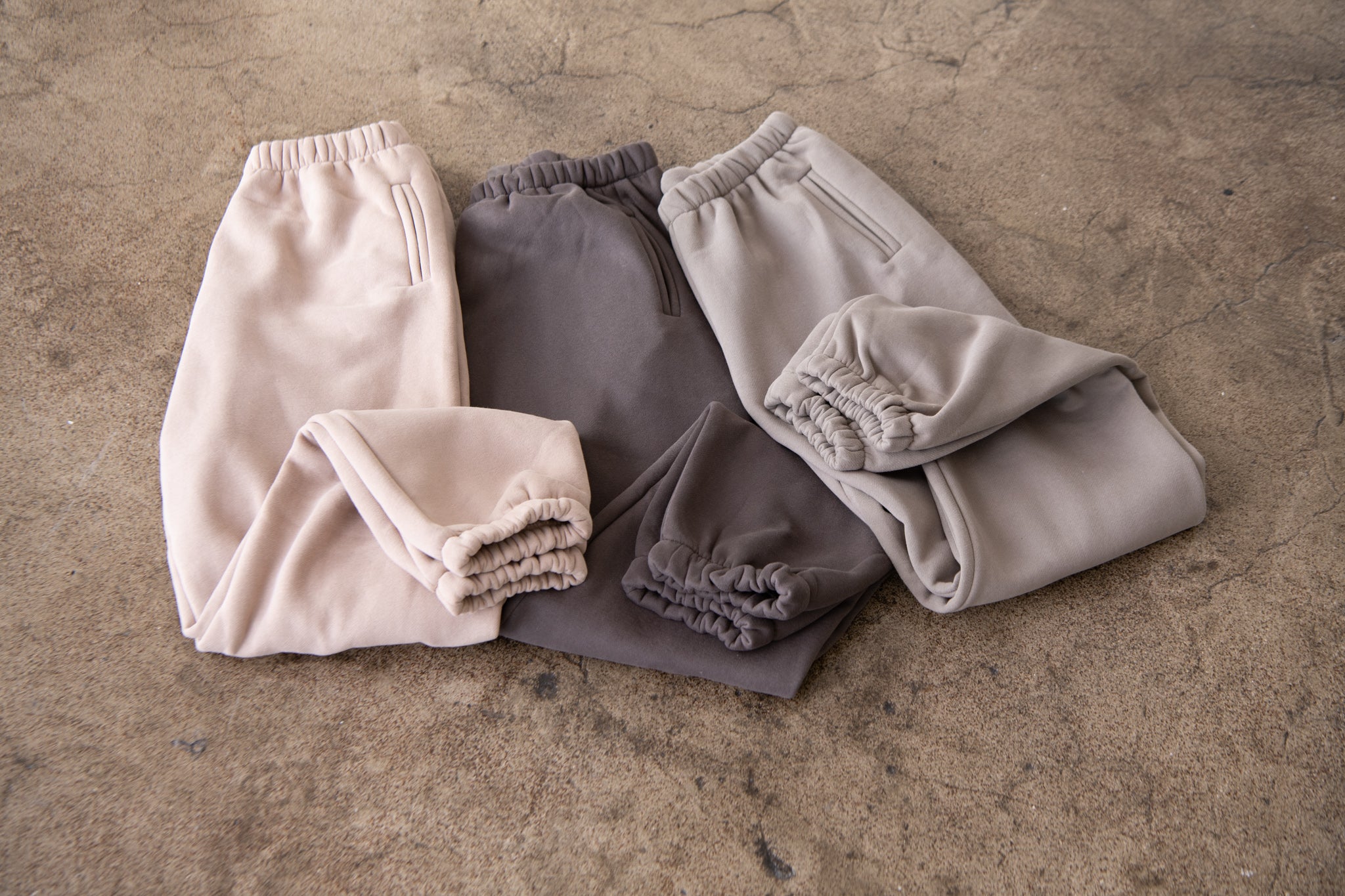 NUDE CHARCOAL & GREY SWEATS